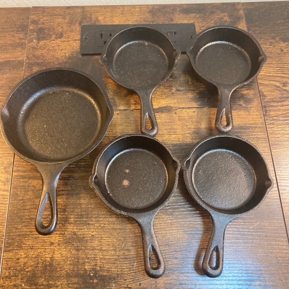 Lodge Cast Iron Mini Skillet 5 Piece Bundle USA LMS H5MS Black Skillets